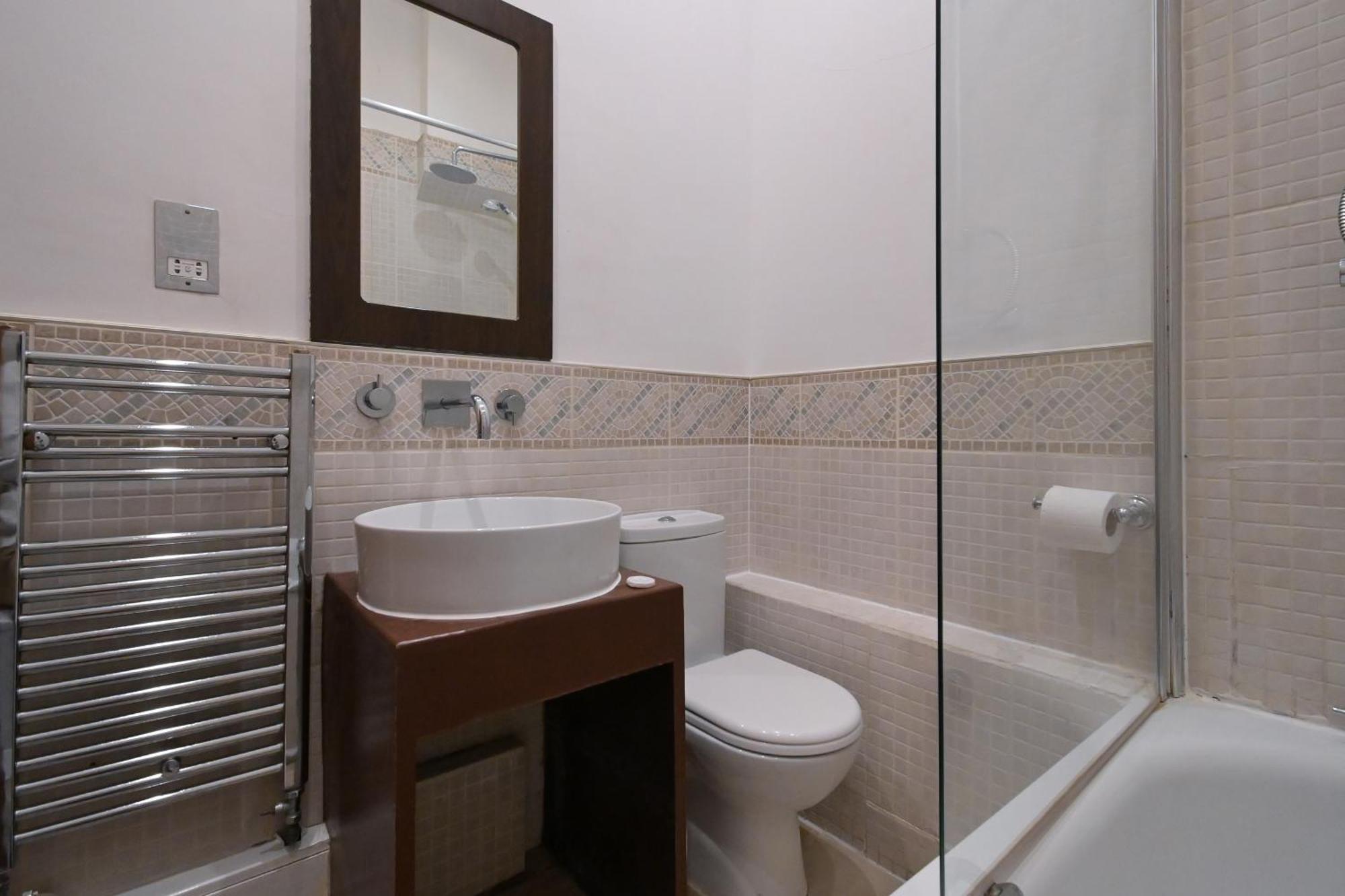 Queensway Hyde Park Flat By Dc London Rooms Room photo